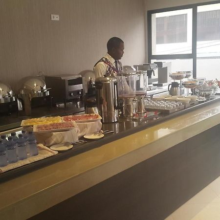Hotel Selton キンシャサ エクステリア 写真
